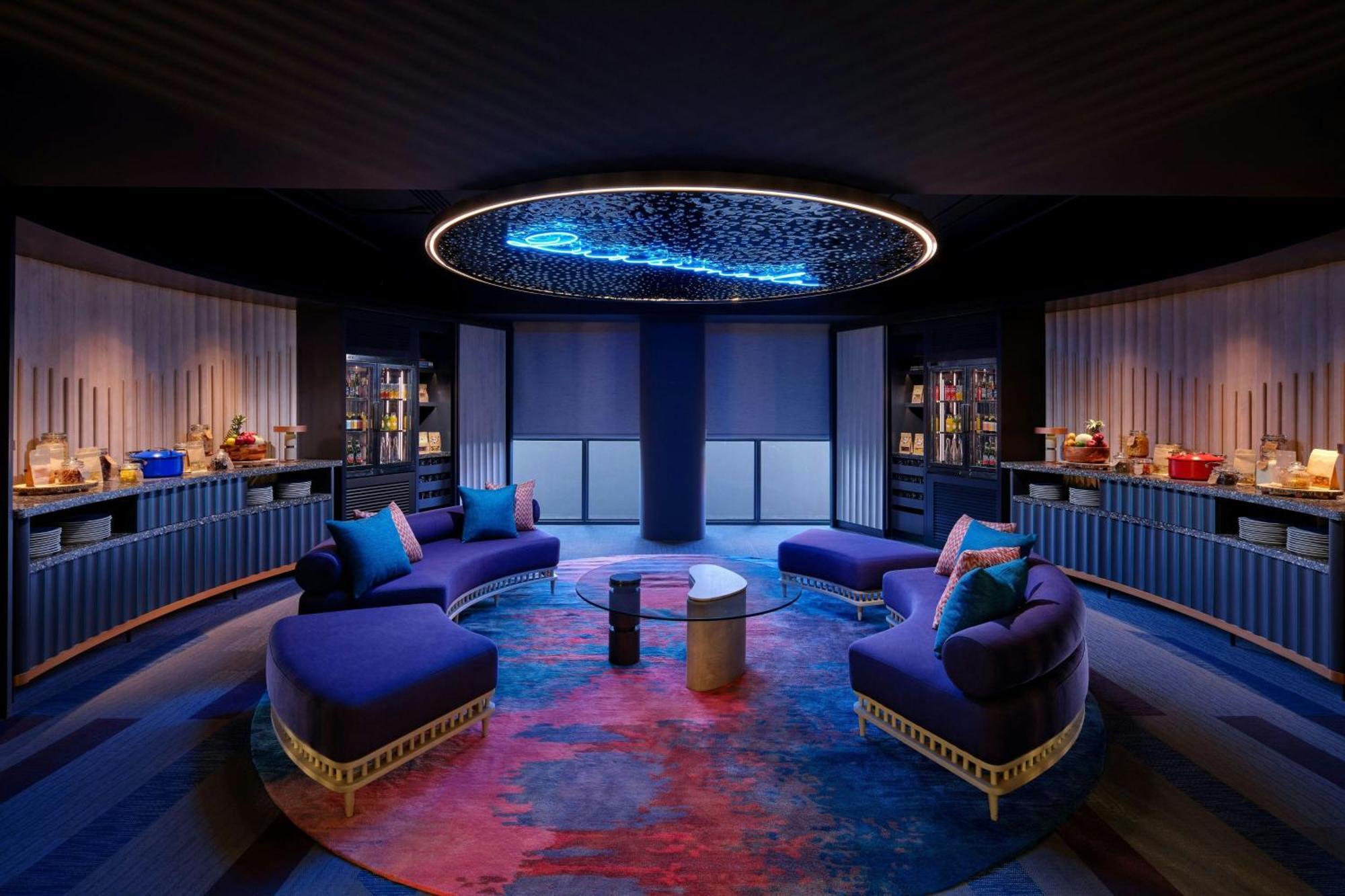 Aloft Bali Kuta At Beachwalk Exterior foto