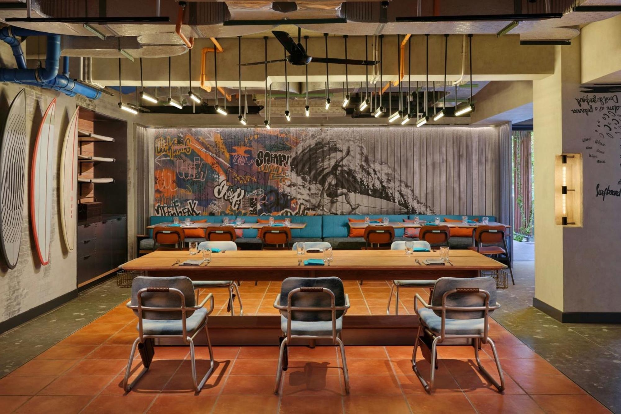 Aloft Bali Kuta At Beachwalk Exterior foto